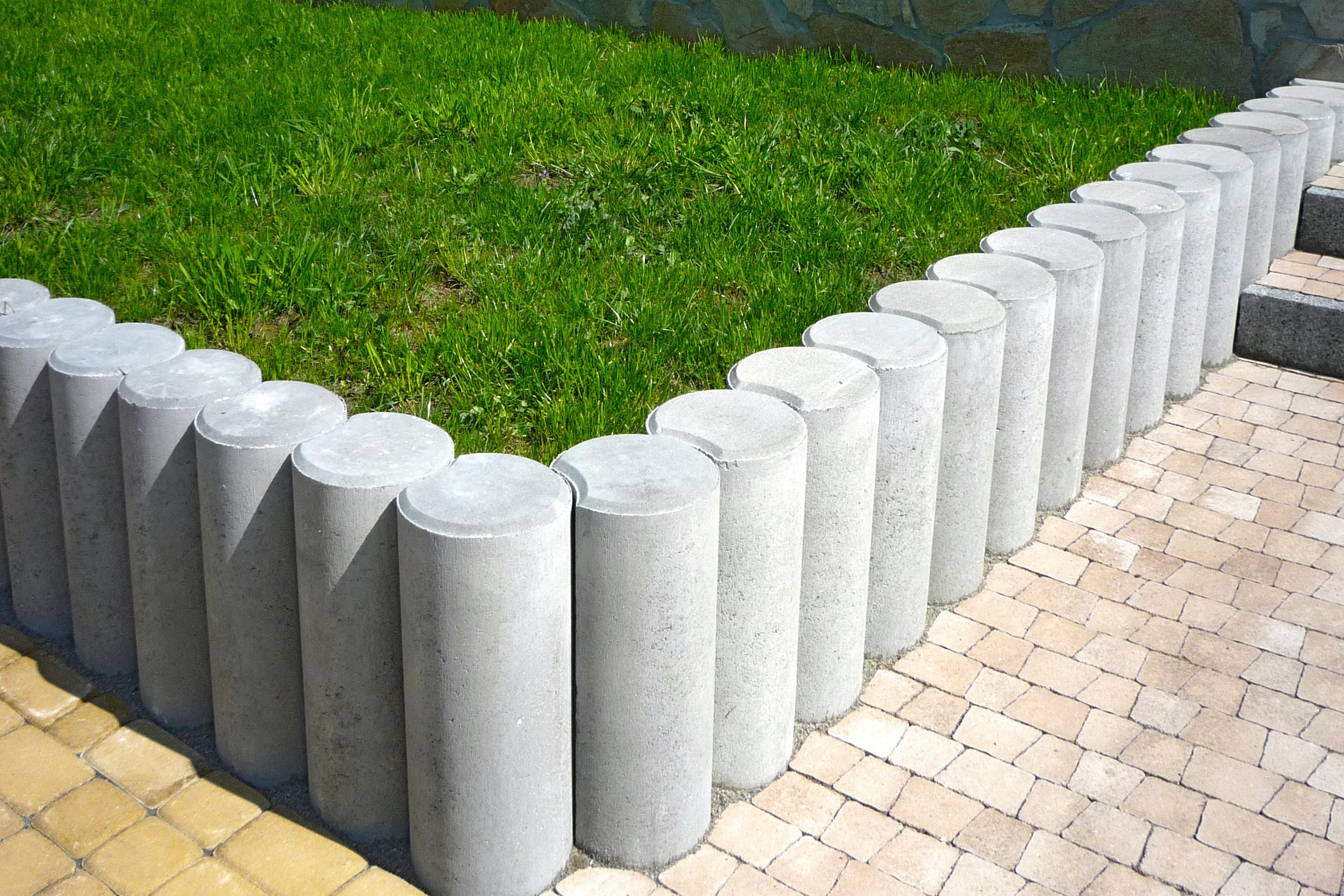 concrete bollards suppliers