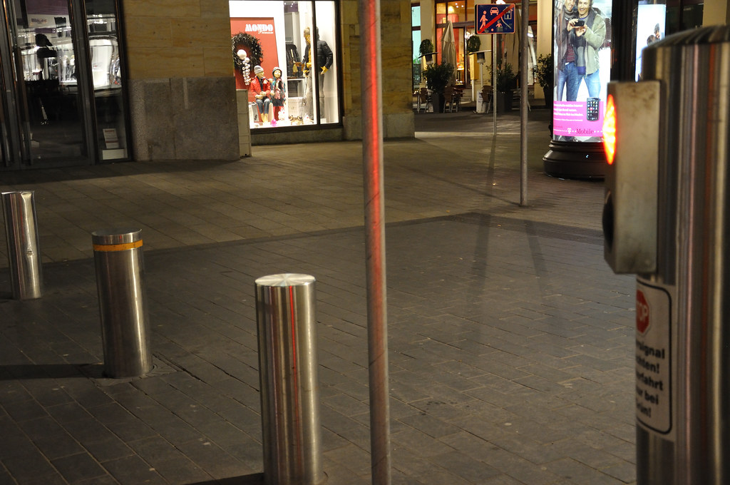 bollards parking