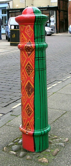 bollards plastic