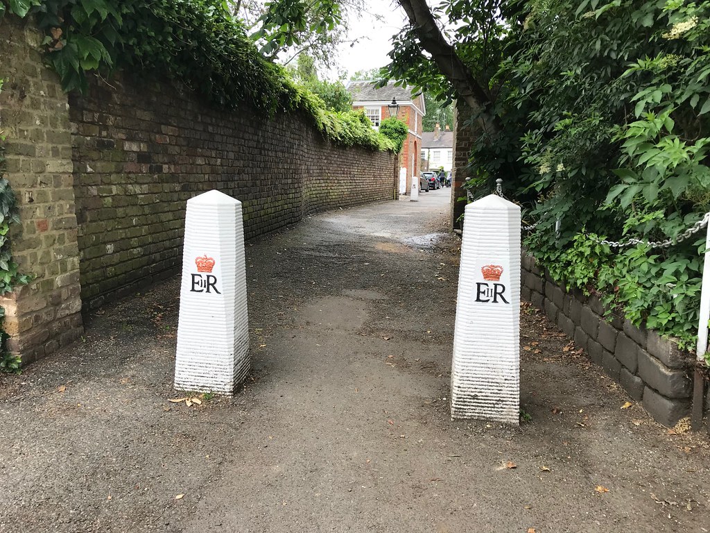 bollards removable