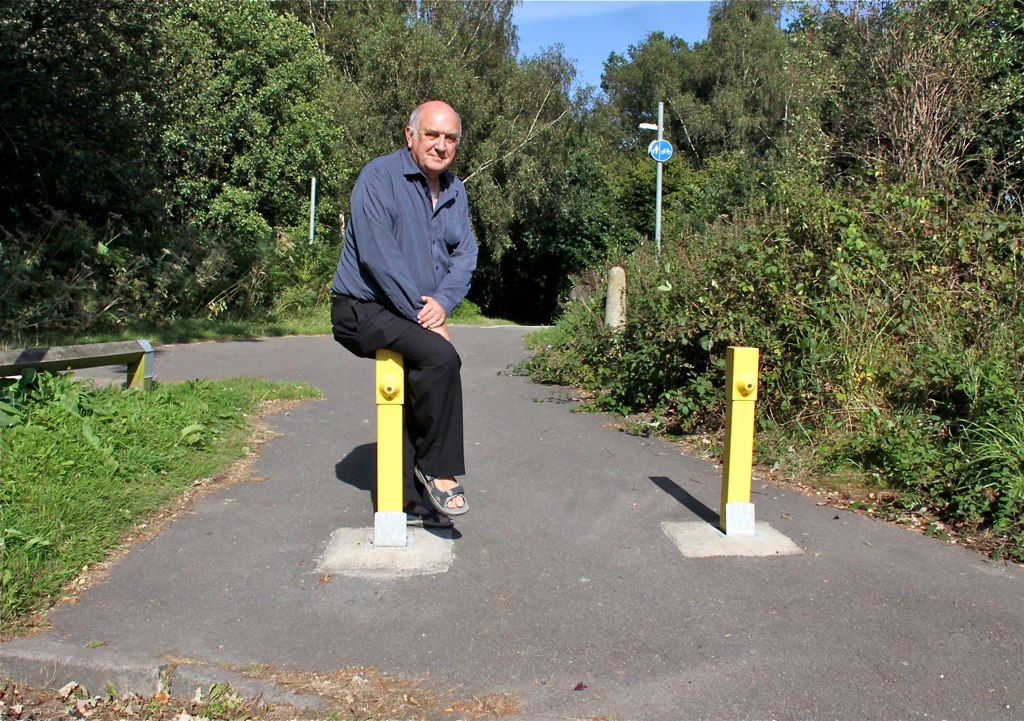 bollards to prevent car theft